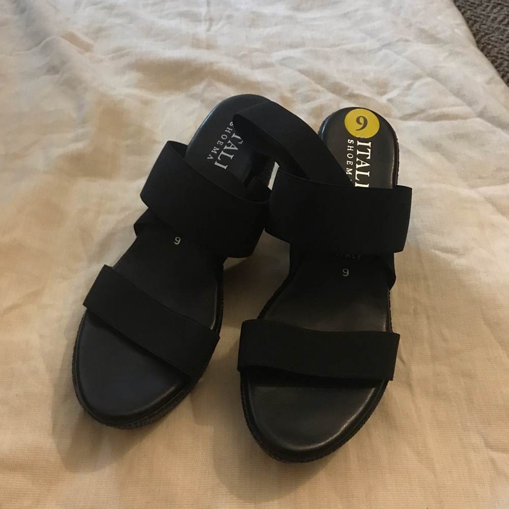 Italian black wedges